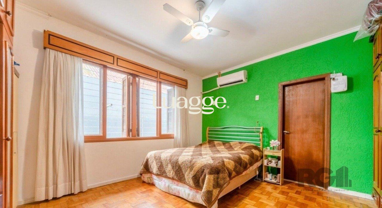 Casa à venda com 3 quartos, 271m² - Foto 12