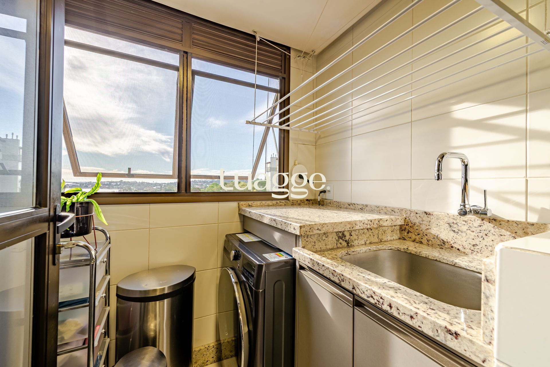 Apartamento à venda com 3 quartos, 96m² - Foto 12