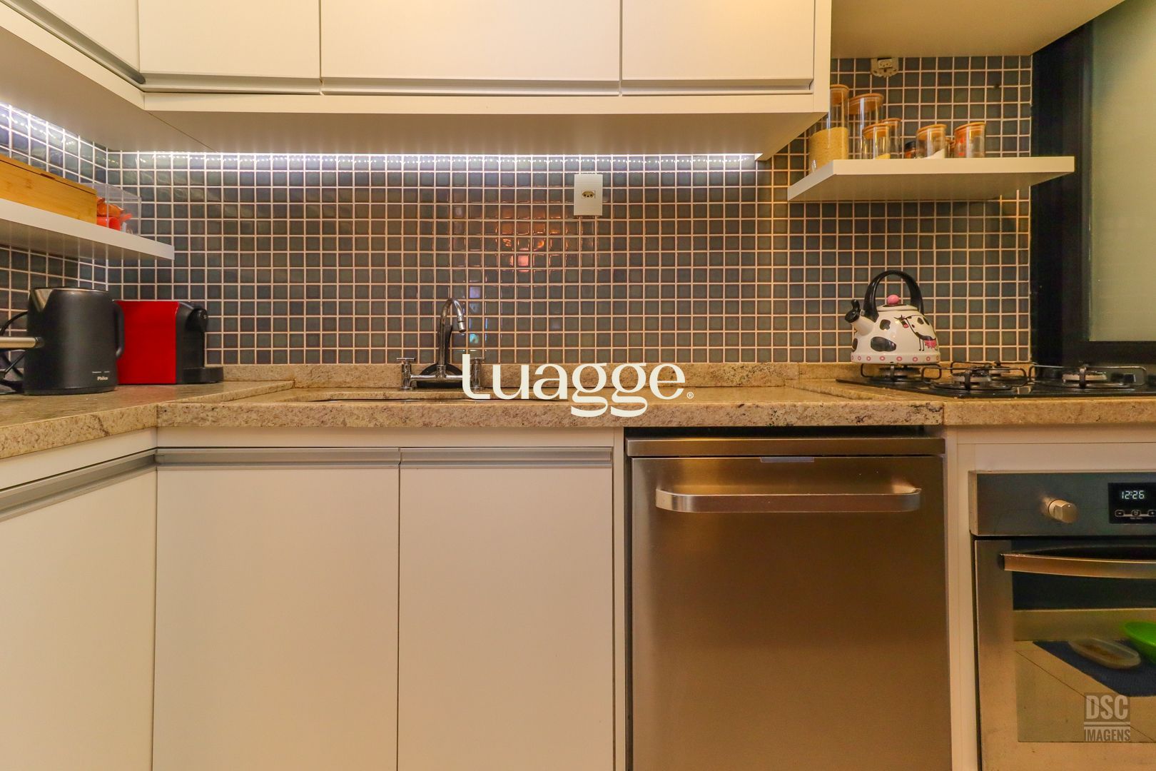 Apartamento à venda com 3 quartos, 85m² - Foto 24