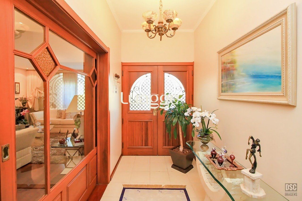 Casa à venda com 4 quartos, 380m² - Foto 4