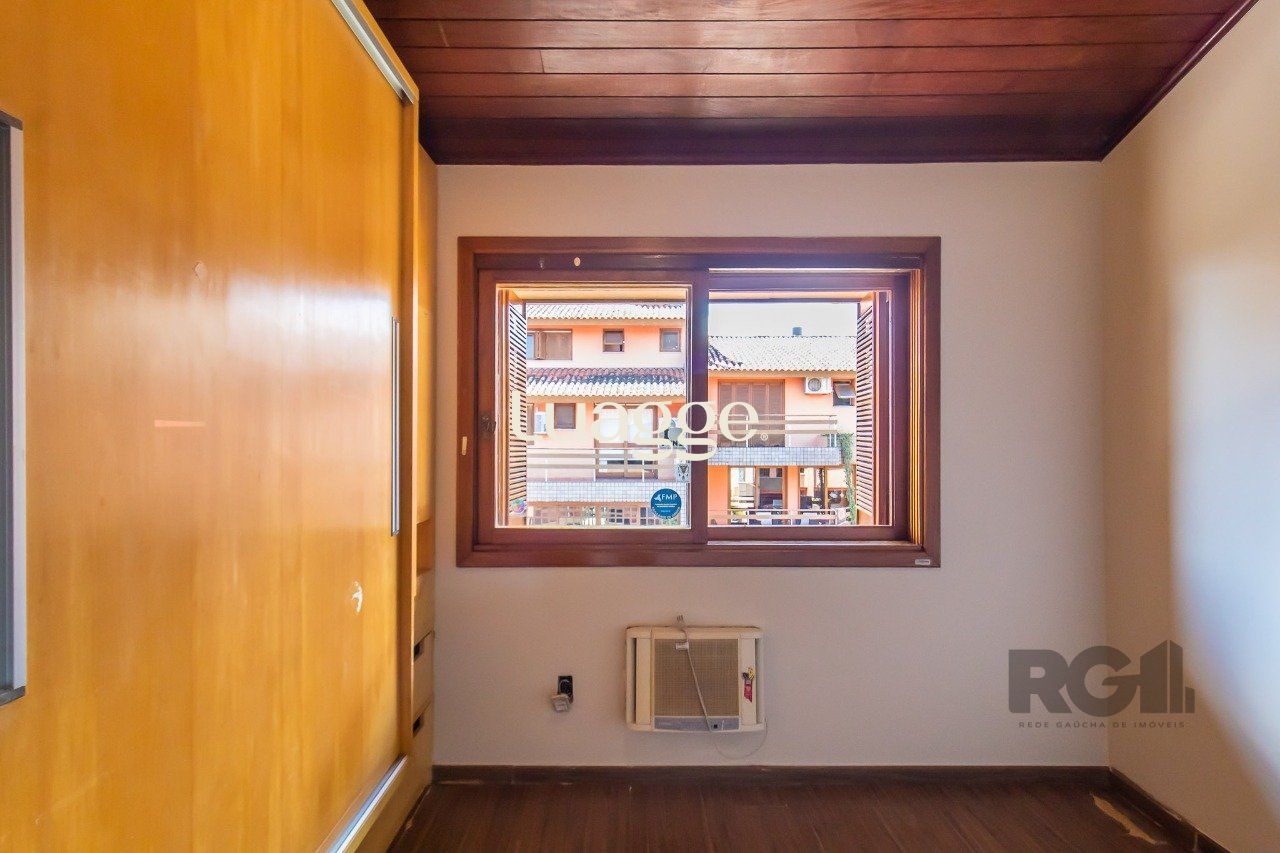 Casa de Condomínio à venda com 3 quartos, 285m² - Foto 20