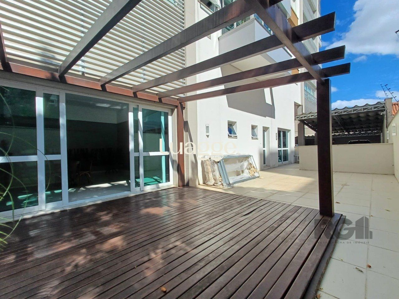 Apartamento à venda com 2 quartos, 69m² - Foto 25