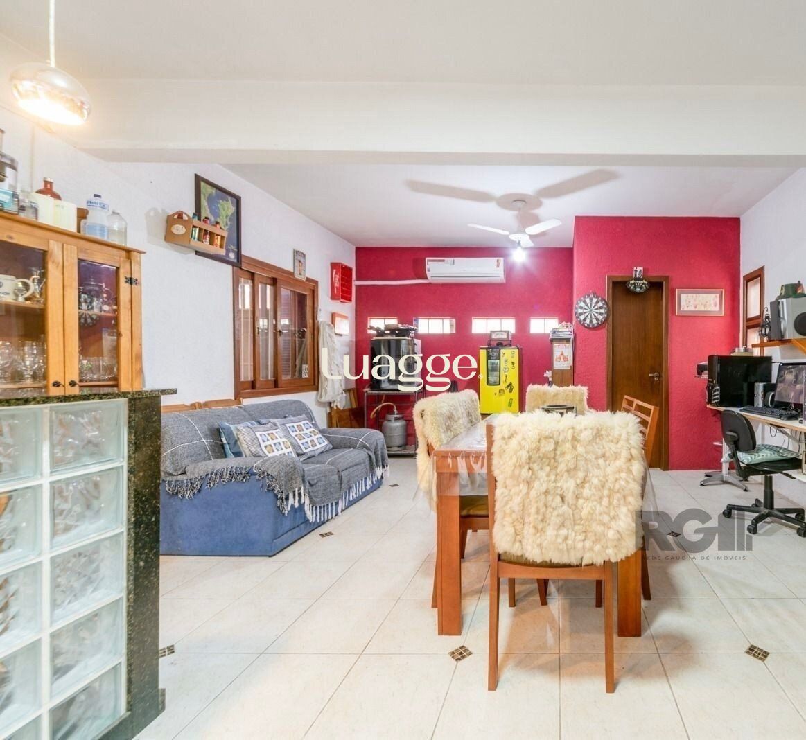 Casa à venda com 3 quartos, 271m² - Foto 5
