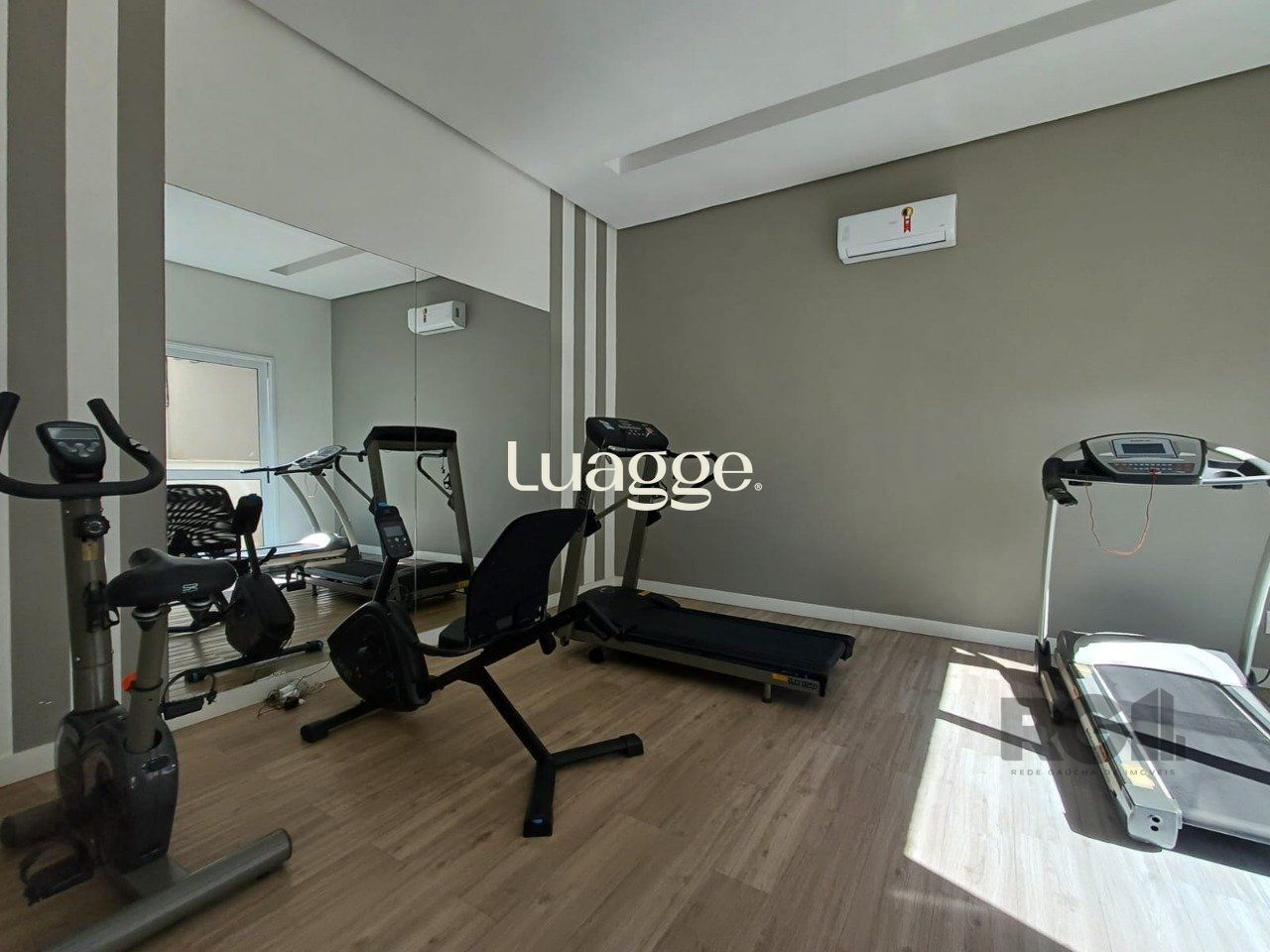 Apartamento à venda com 2 quartos, 69m² - Foto 20