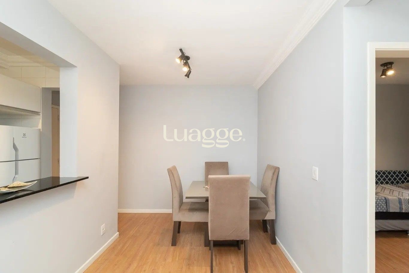 Apartamento à venda com 2 quartos, 43m² - Foto 3