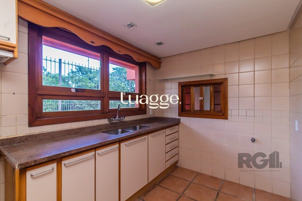 Casa de Condomínio à venda com 3 quartos, 285m² - Foto 10