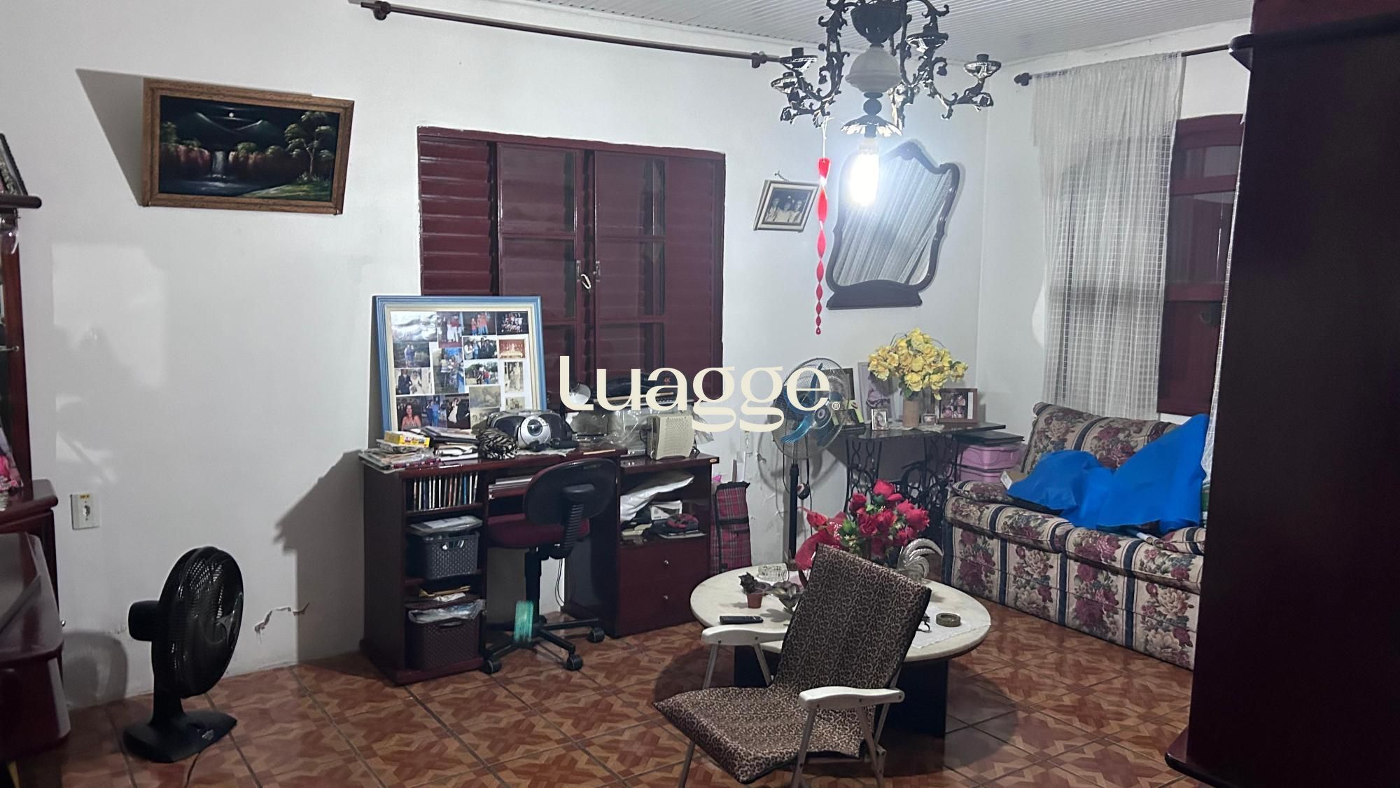 Casa à venda com 2 quartos, 250m² - Foto 5