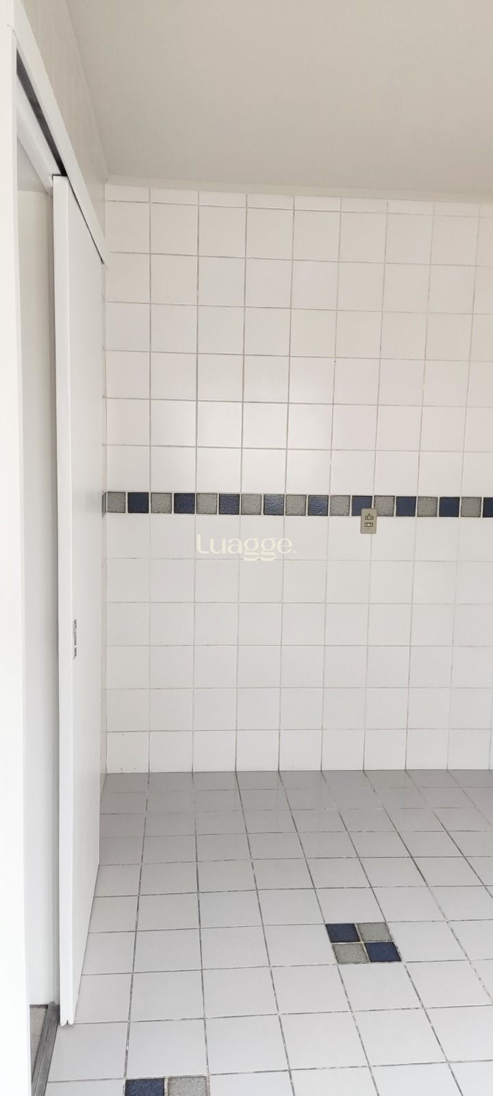 Apartamento à venda com 2 quartos, 56m² - Foto 12