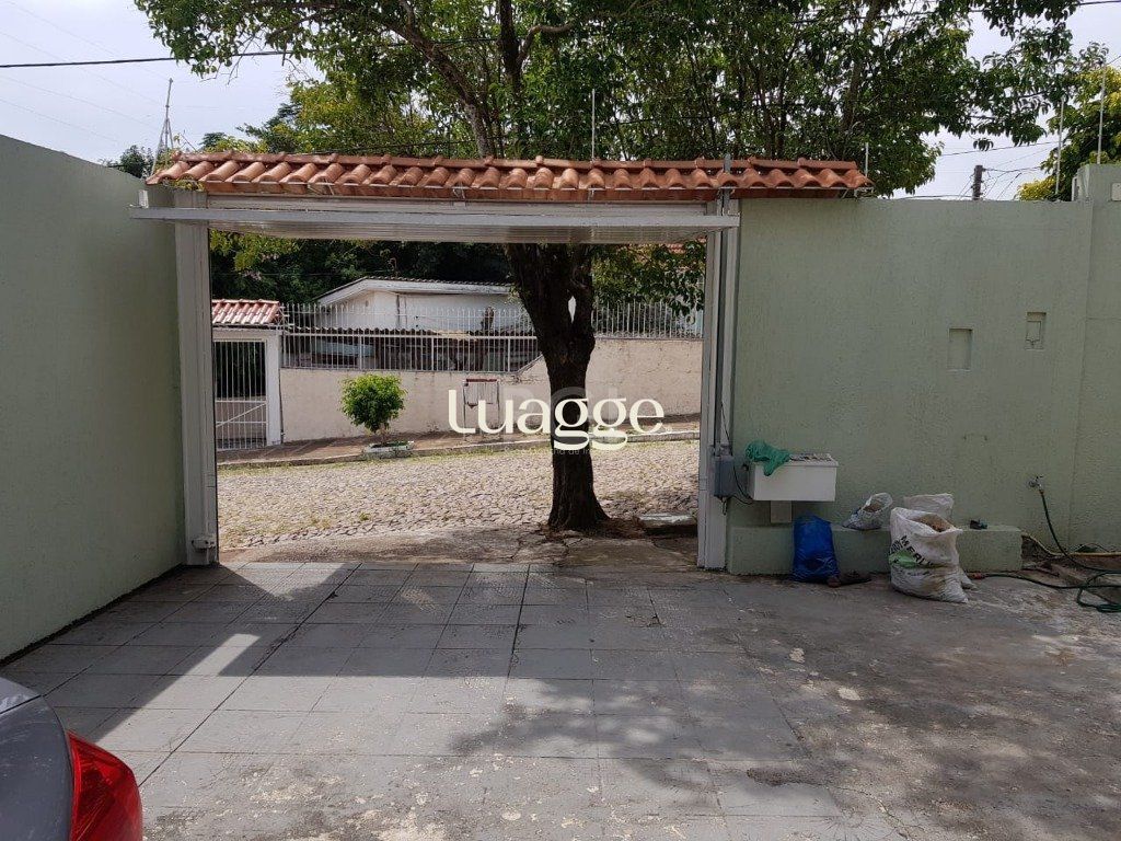 Casa à venda com 4 quartos, 258m² - Foto 33