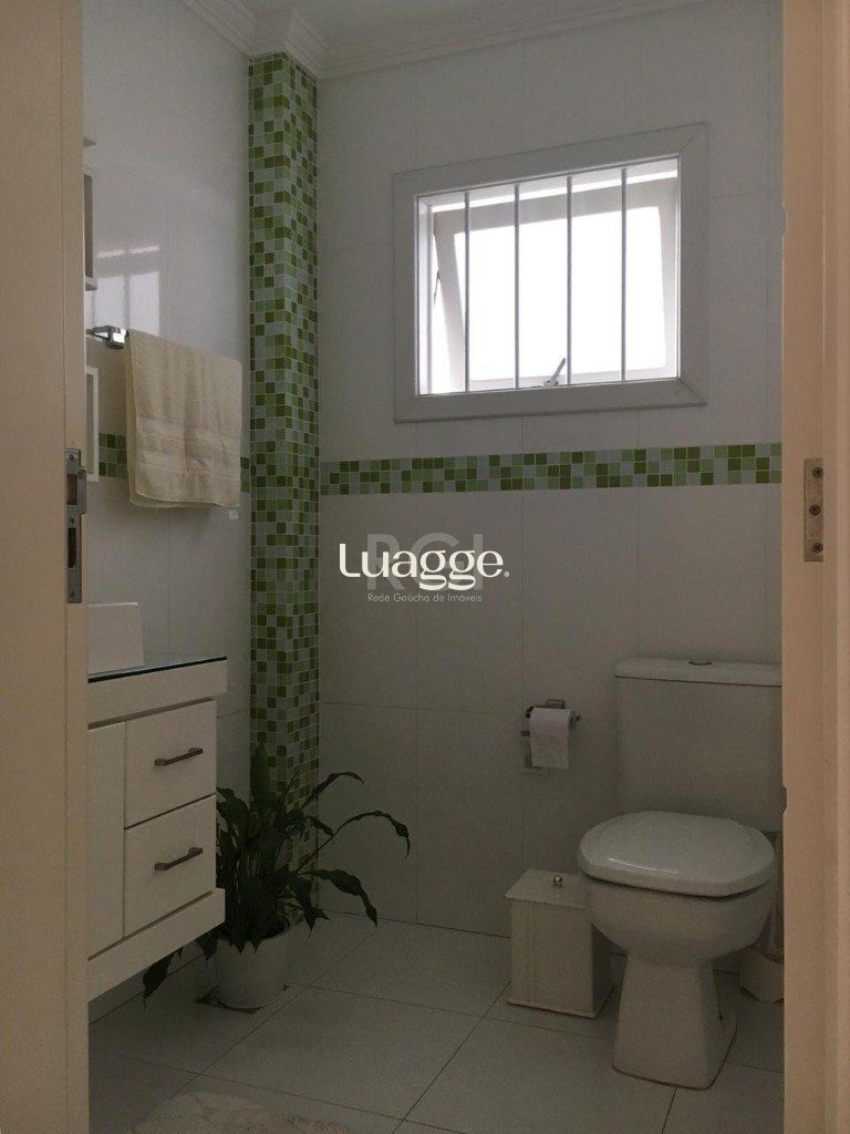 Casa à venda com 5 quartos, 243m² - Foto 32