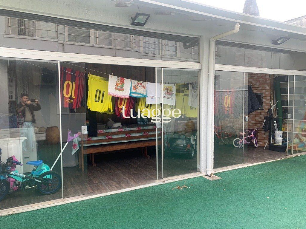 Sobrado à venda com 4 quartos, 242m² - Foto 12
