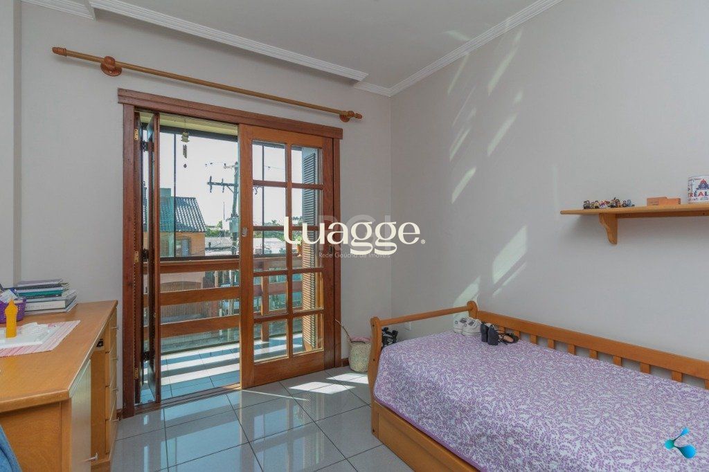 Casa à venda com 3 quartos, 274m² - Foto 18