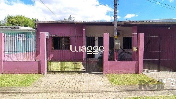 Casa à venda com 3 quartos, 152m² - Foto 1