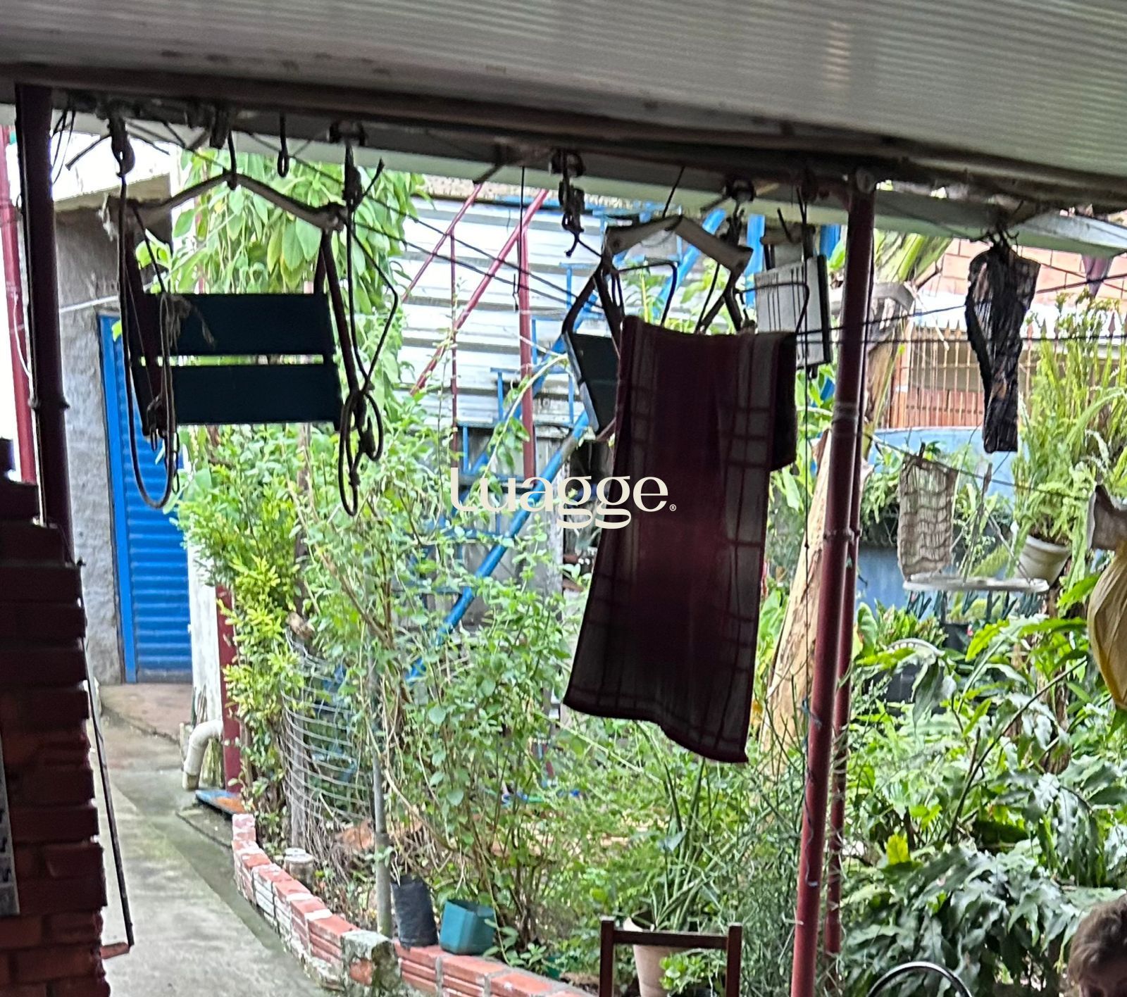 Casa à venda com 2 quartos, 250m² - Foto 2