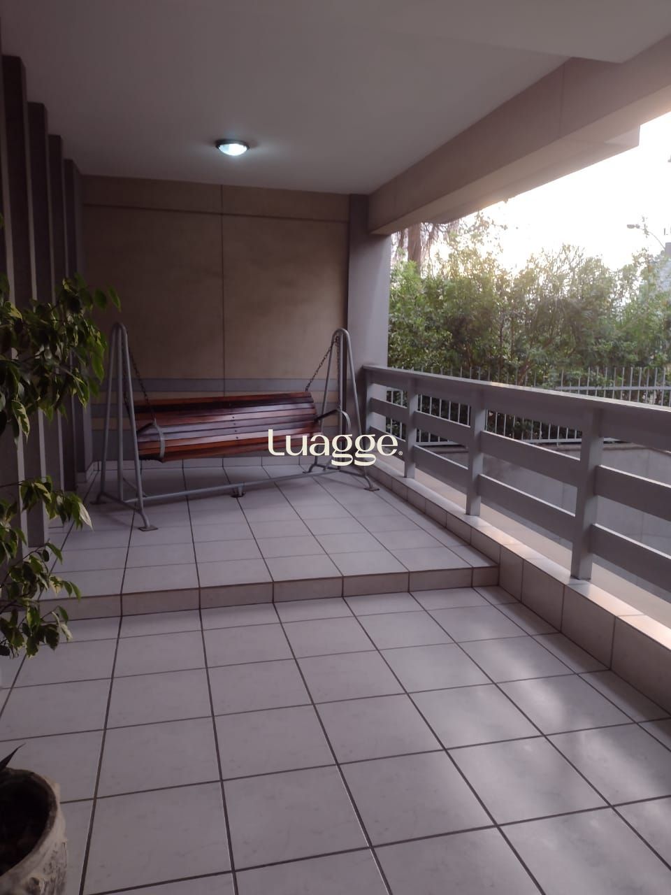 Apartamento à venda com 3 quartos, 200m² - Foto 4