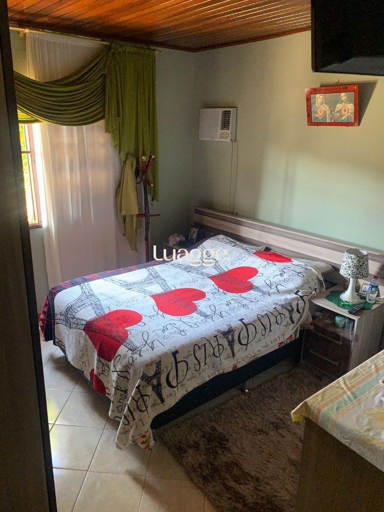 Casa à venda com 4 quartos, 203m² - Foto 11