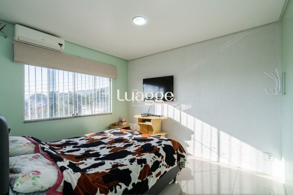 Casa à venda com 4 quartos, 258m² - Foto 14