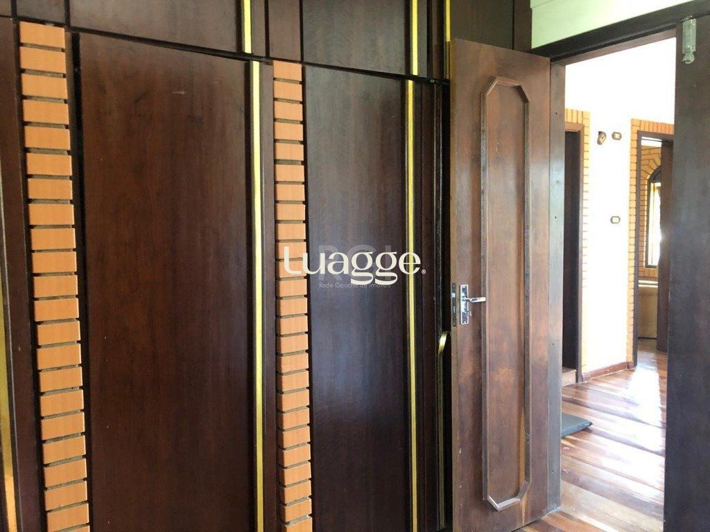 Casa à venda com 3 quartos, 328m² - Foto 17
