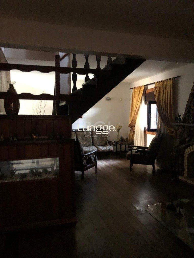 Casa à venda com 3 quartos, 328m² - Foto 9