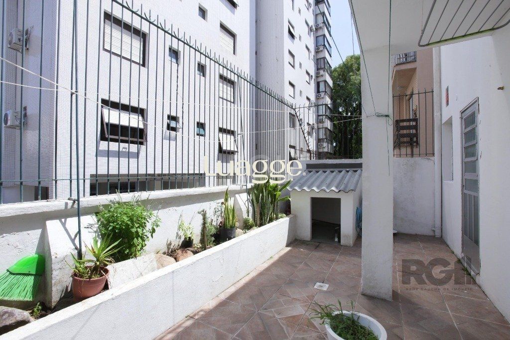 Casa à venda com 3 quartos, 241m² - Foto 10