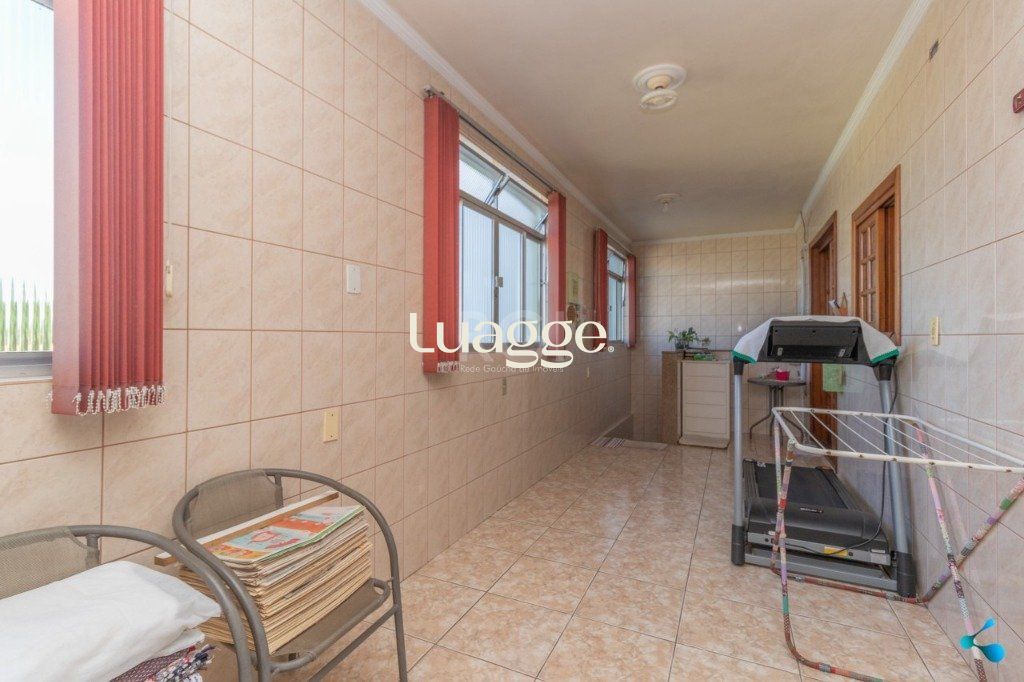 Casa à venda com 3 quartos, 274m² - Foto 32