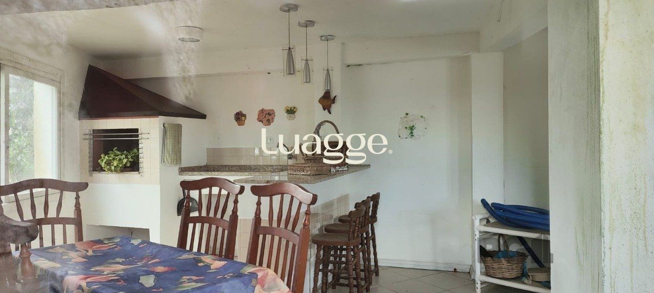 Casa à venda com 3 quartos, 348m² - Foto 21