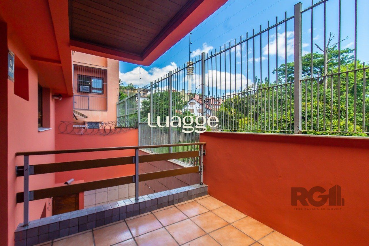 Casa de Condomínio à venda com 3 quartos, 285m² - Foto 42