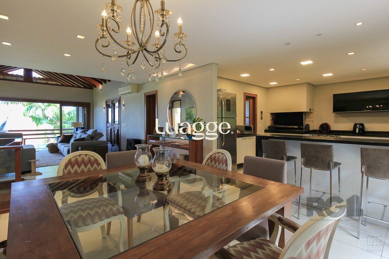 Casa de Condomínio à venda com 3 quartos, 249m² - Foto 9