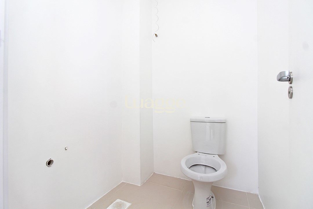 Casa de Condomínio à venda com 3 quartos, 225m² - Foto 36