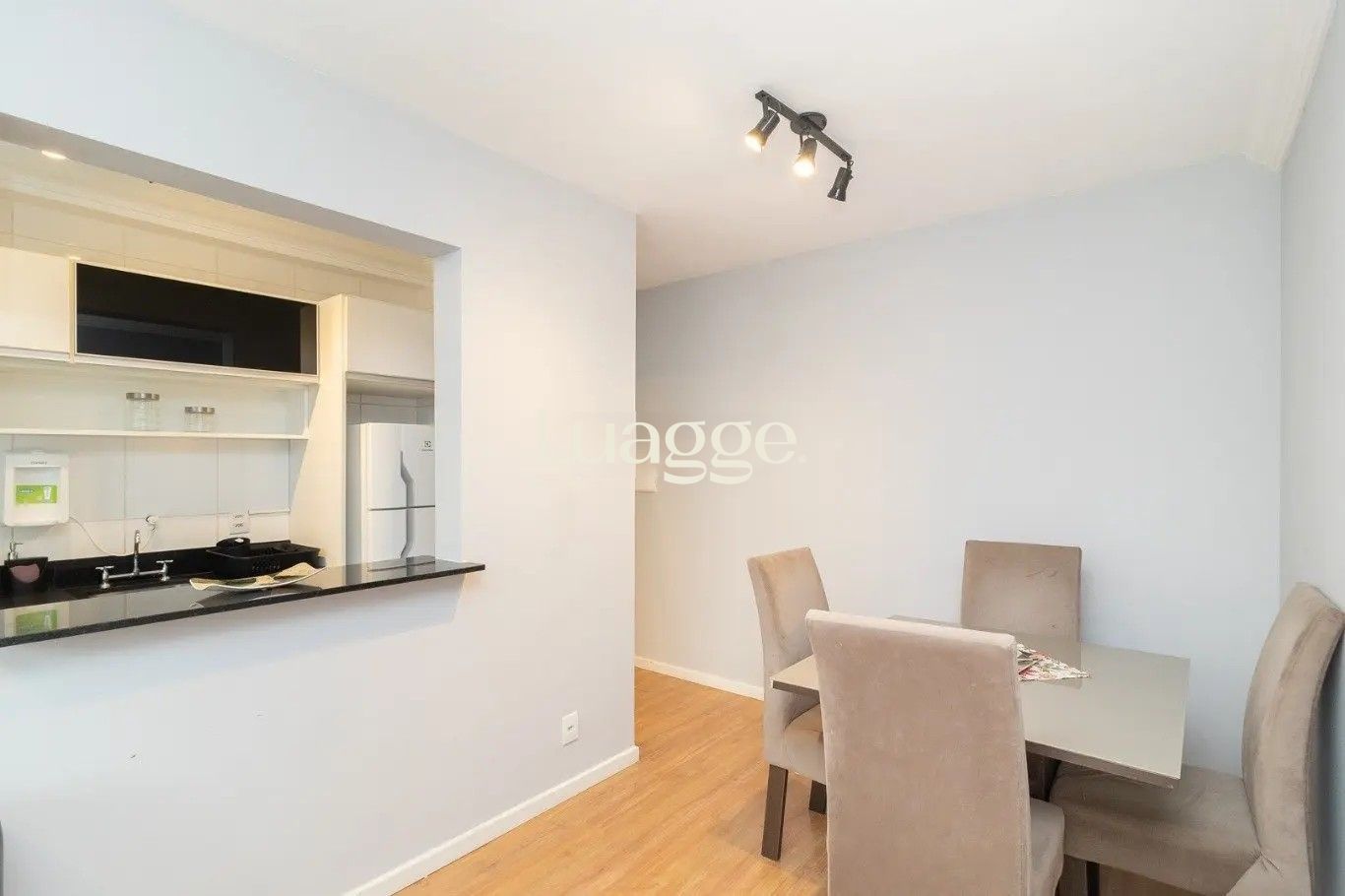 Apartamento à venda com 2 quartos, 43m² - Foto 4