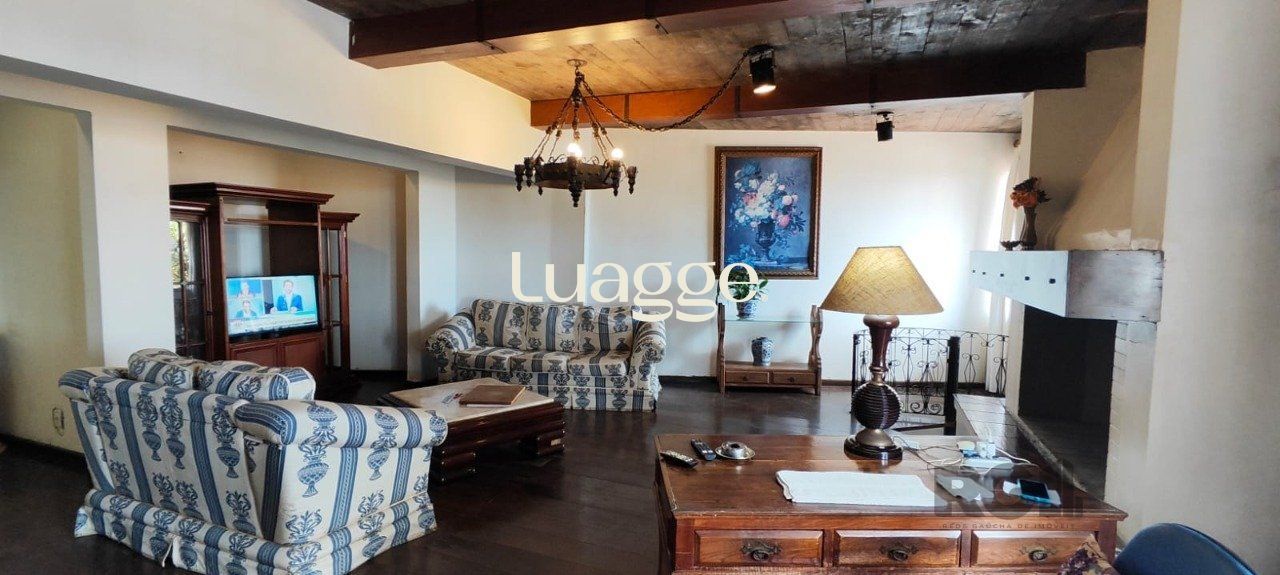Casa à venda com 3 quartos, 348m² - Foto 2