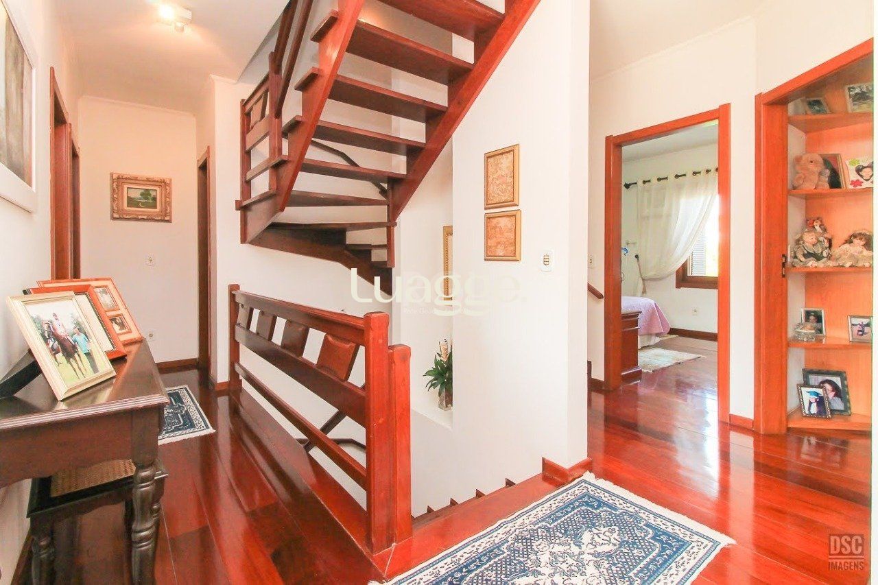 Casa à venda com 4 quartos, 380m² - Foto 29