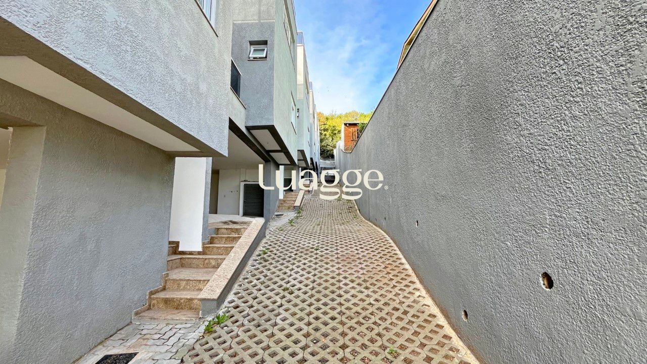 Casa de Condomínio à venda com 3 quartos, 225m² - Foto 6