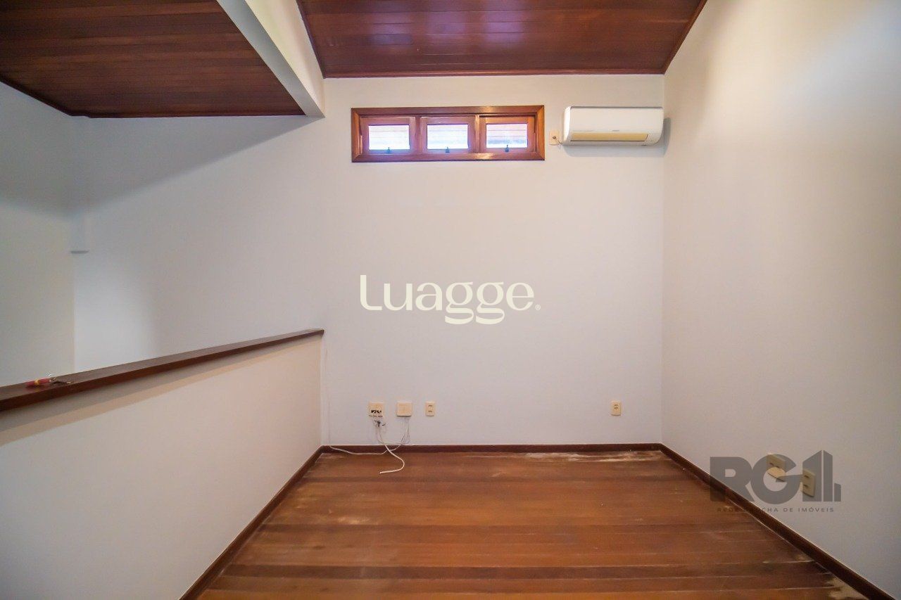 Casa de Condomínio à venda com 3 quartos, 285m² - Foto 21
