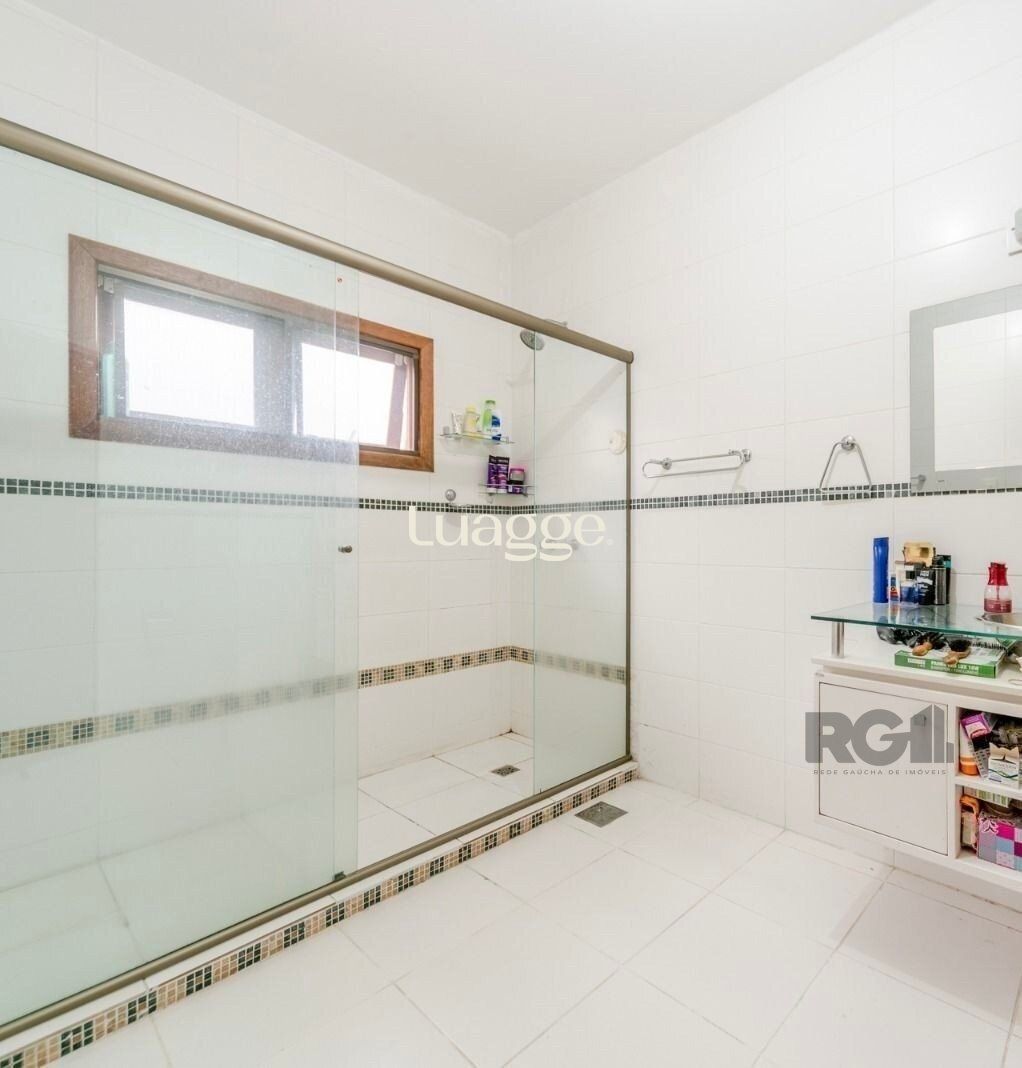 Casa à venda com 3 quartos, 271m² - Foto 11
