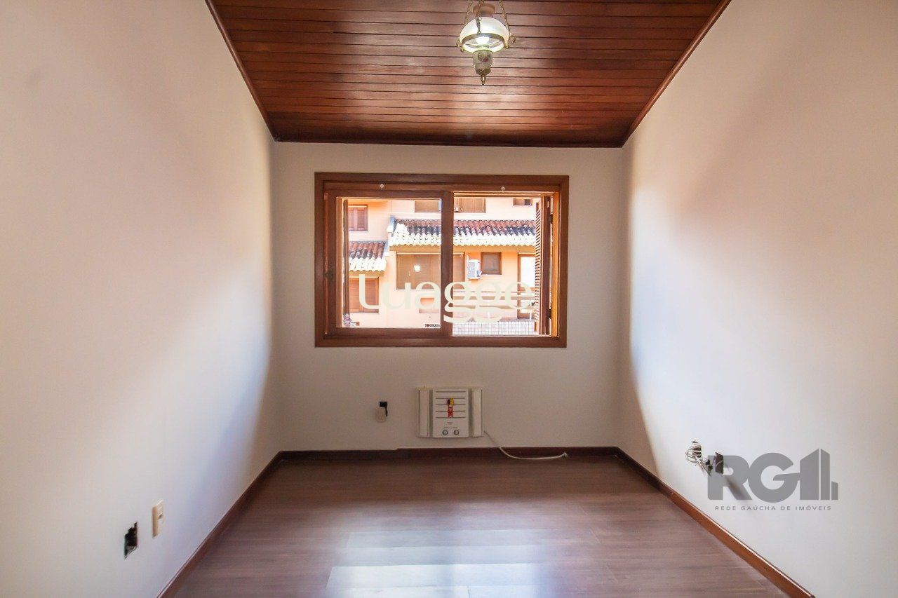 Casa de Condomínio à venda com 3 quartos, 285m² - Foto 11