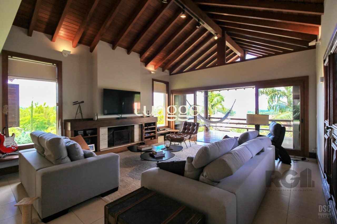 Casa de Condomínio à venda com 3 quartos, 249m² - Foto 5