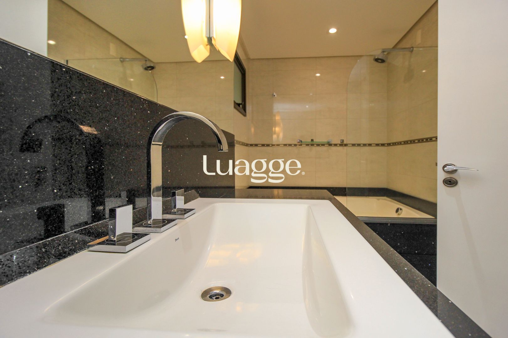 Apartamento à venda com 3 quartos, 206m² - Foto 33