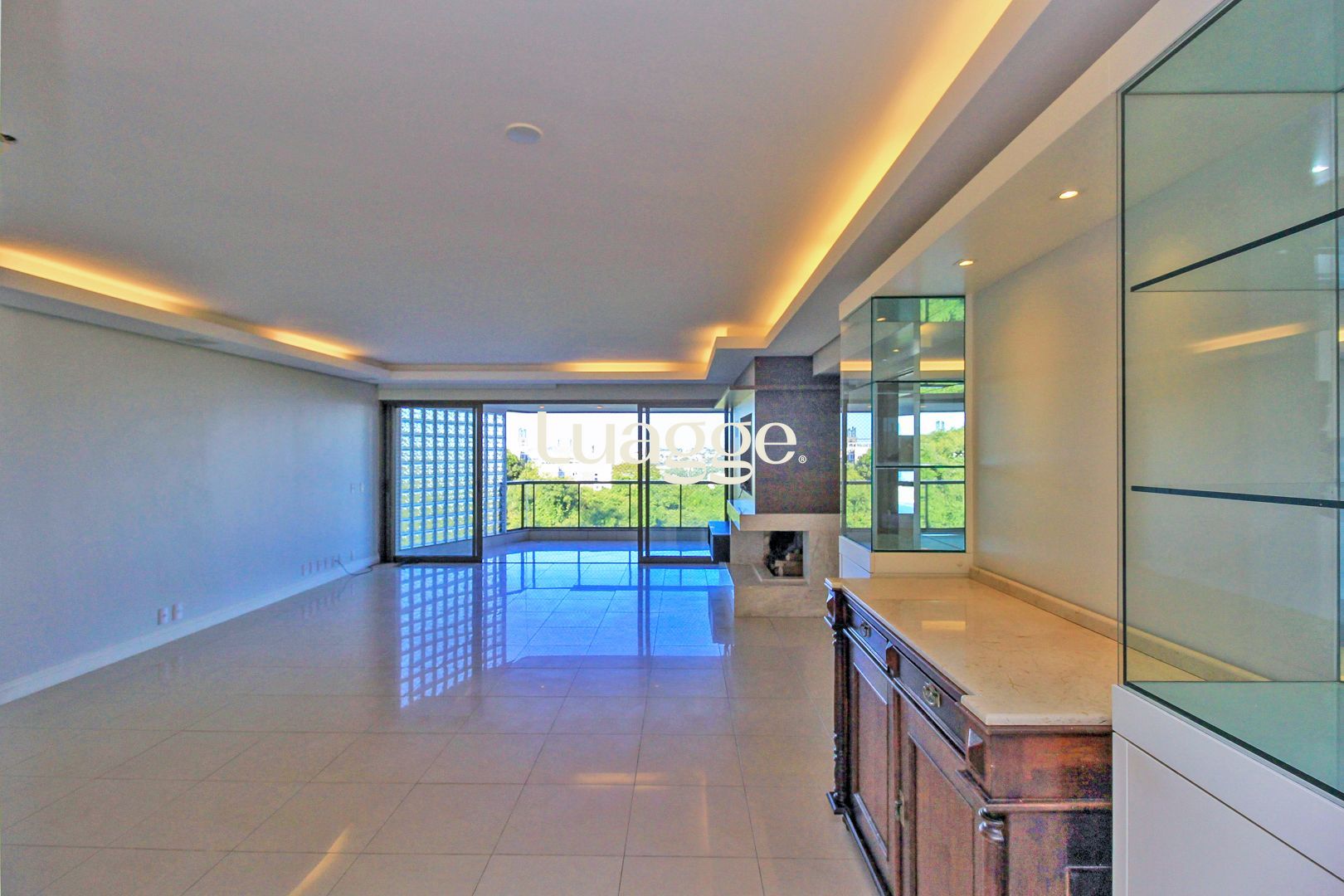 Apartamento à venda com 3 quartos, 206m² - Foto 6