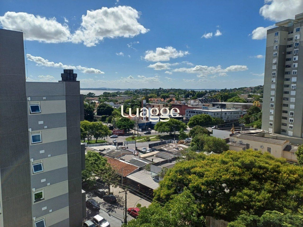 Apartamento à venda com 2 quartos, 69m² - Foto 17