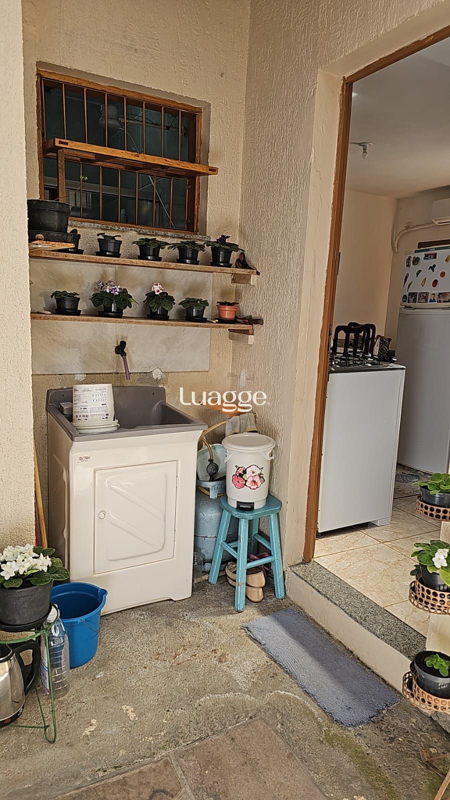 Casa à venda com 2 quartos, 69m² - Foto 3