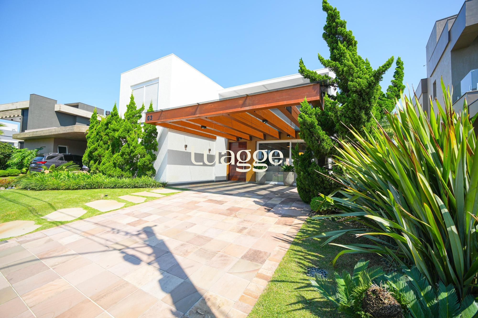 Casa 4 suites em condominio