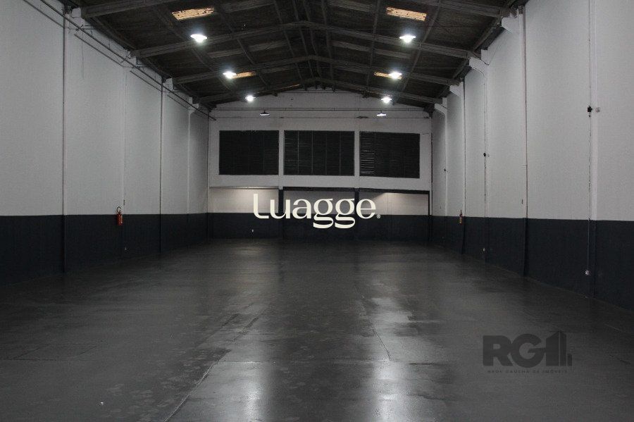 Depósito-Galpão-Armazém à venda com 1 quarto, 746m² - Foto 2