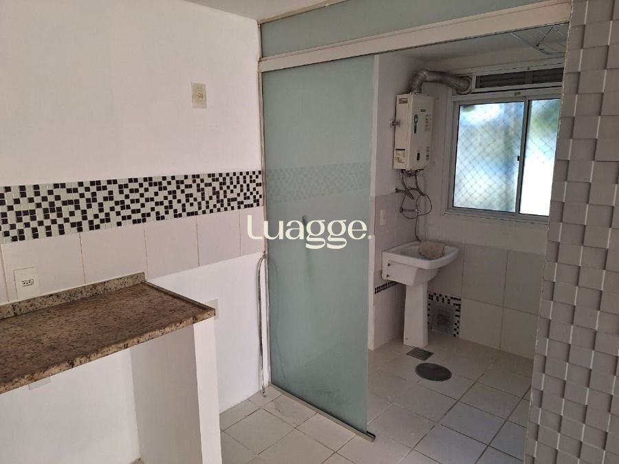 Apartamento à venda com 3 quartos, 43m² - Foto 22