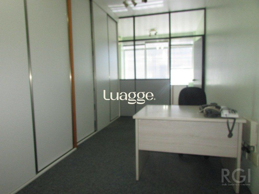 Conjunto Comercial-Sala à venda com 1 quarto, 31m² - Foto 2