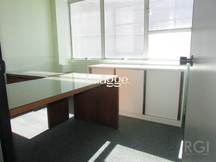 Conjunto Comercial-Sala à venda com 1 quarto, 31m² - Foto 3