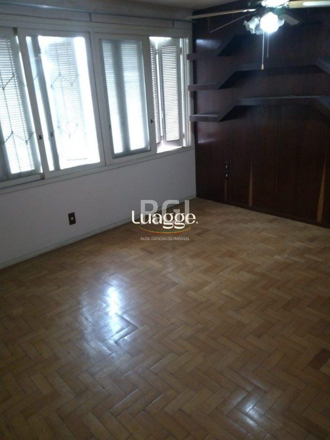 Casa à venda com 3 quartos, 300m² - Foto 12