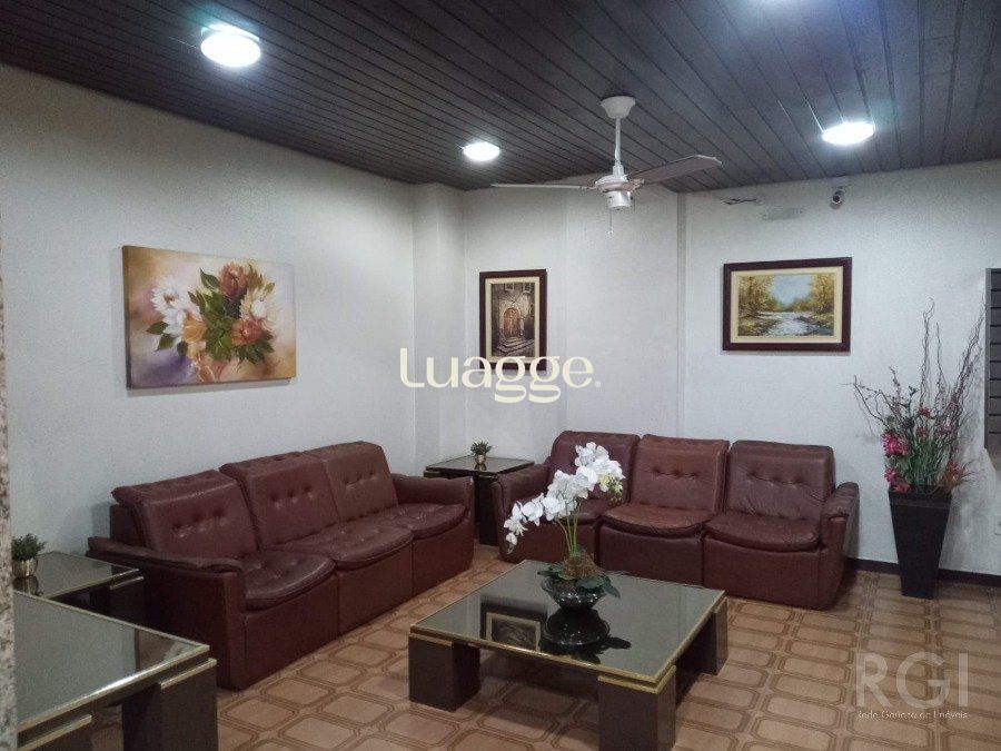Apartamento à venda com 2 quartos, 152m² - Foto 1