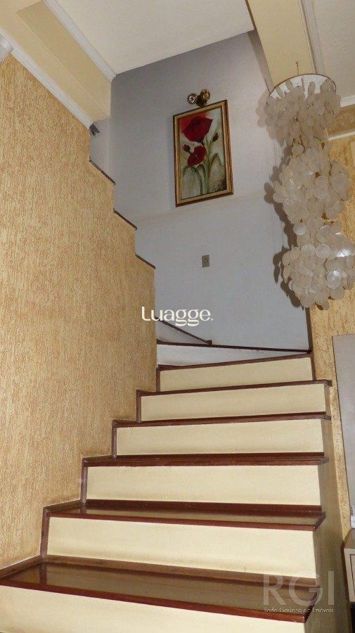 Casa à venda com 2 quartos, 181m² - Foto 4
