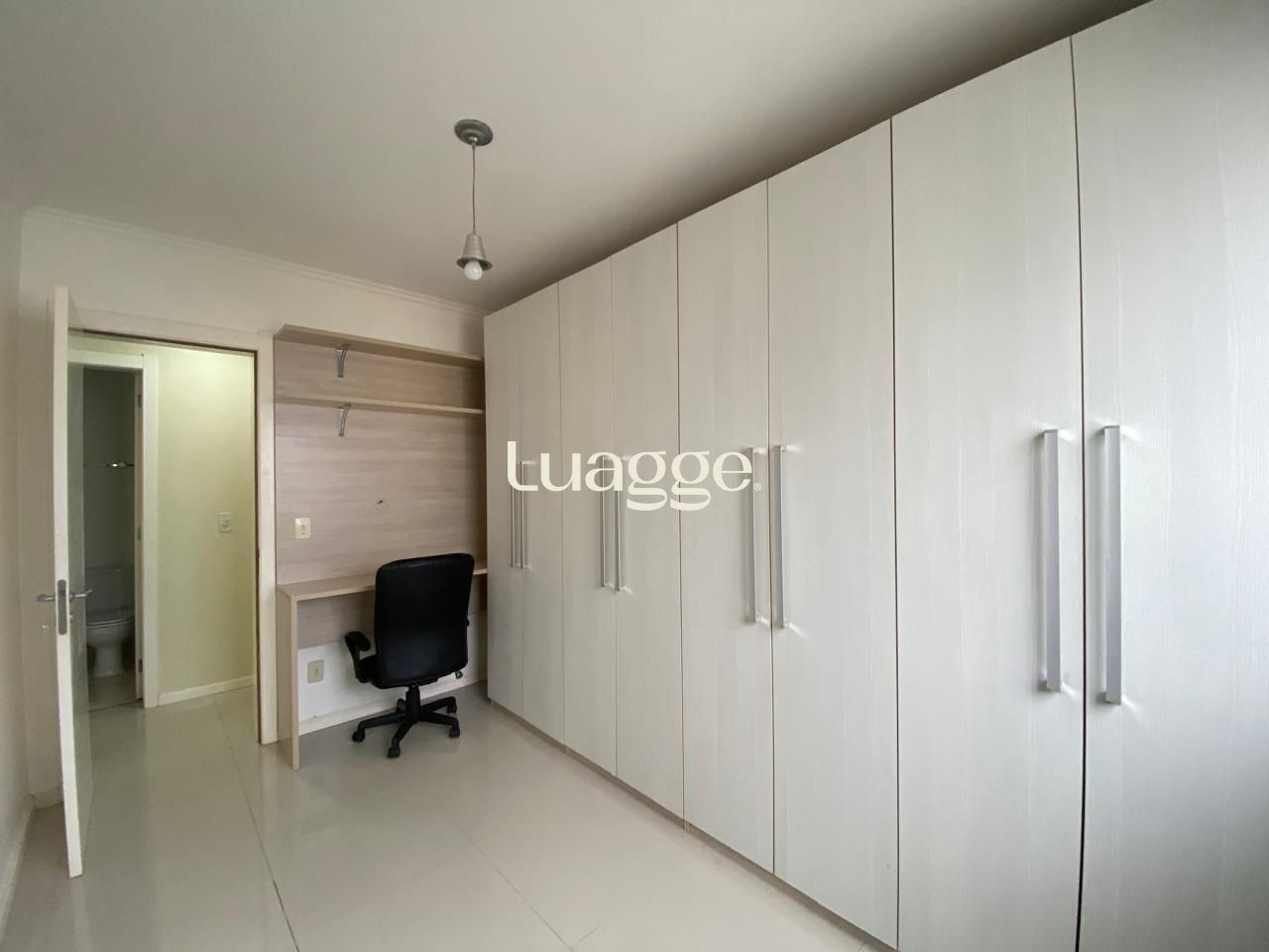 Apartamento à venda com 2 quartos, 60m² - Foto 14